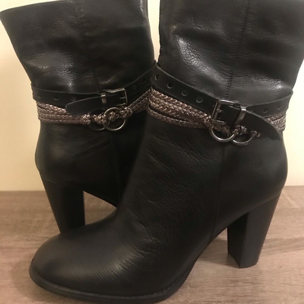 Two Lips Black Leather high heel boots